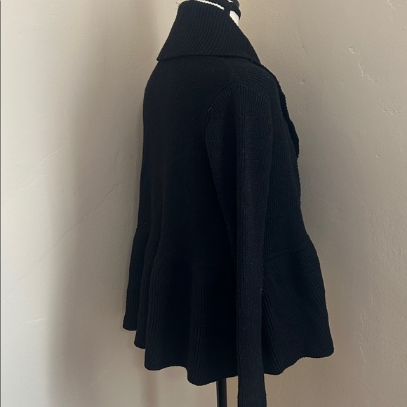 Diane Von Furstenberg Open Peplum Cardigan. - Picture 5 of 9